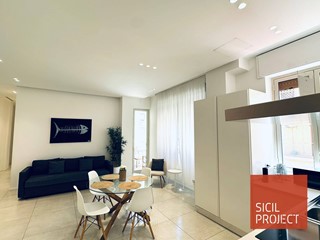 Trilocale in Affitto a Palermo, 1'500€, 90 m²