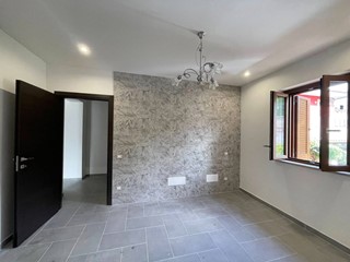 Trilocale in Vendita a Alatri, 86'000&euro;, 85 m²