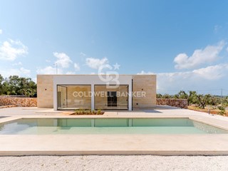 Villa in Vendita a Ostuni, 590'000€, 80 m²