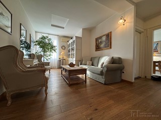 Trilocale in Vendita a Bergamo, 245'000€, 112 m²