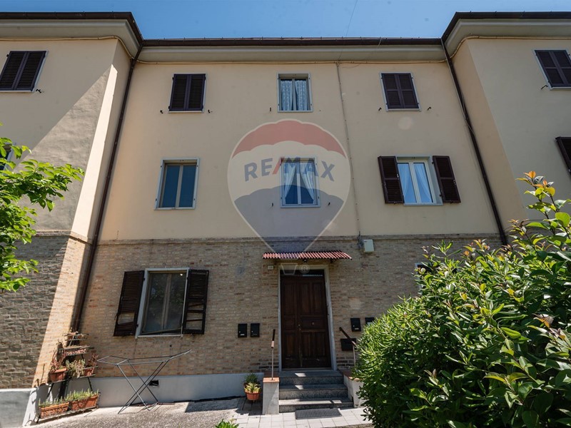 Appartamento in Vendita a Cupramontana, 29'800€, 70 m²