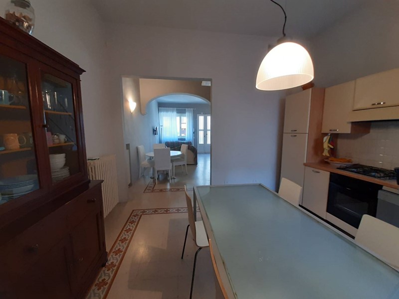 Casa Indipendente in Vendita a Viareggio, 395'000€, 140 m²