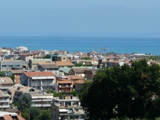 Villetta a schiera in Vendita a San Benedetto del Tronto, 600'000€, 200 m²