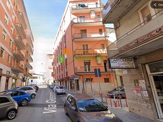 Immobile commerciale in Vendita a Campobasso, 61'000€, 90 m²