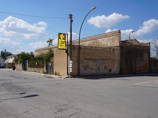 Capannone in Vendita a Castelvetrano, 250'000&euro;, 400 m²