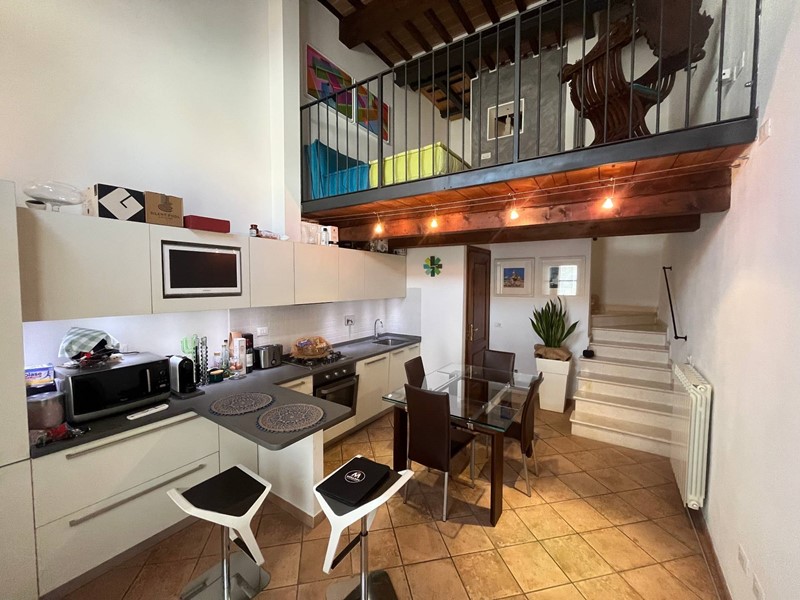 Casa Indipendente in Vendita a Cascina, 198'000€, 90 m²