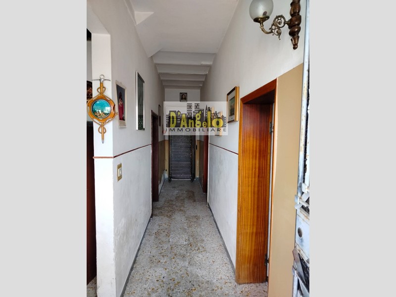 Casa Indipendente in Vendita a Castel di Lama, 160'000€, 252 m²