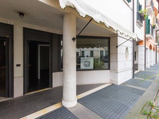 Immobile commerciale in Affitto a Sacile, 650€, 50 m²
