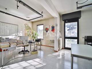 Ufficio in Vendita a Trezzo sull'Adda, 66'000€, 74 m²
