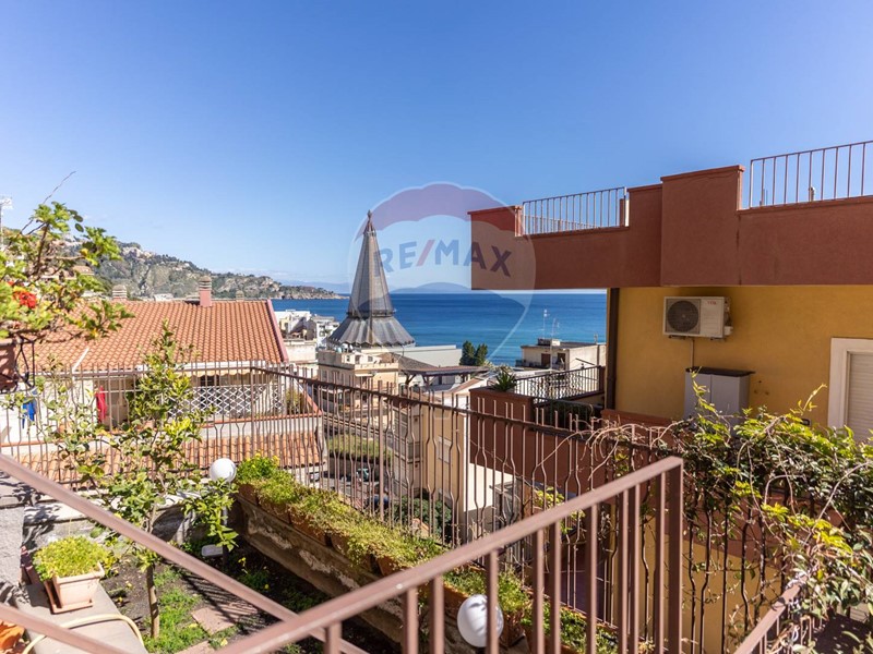 Bilocale in Vendita a Giardini Naxos, 149'000€, 60 m²