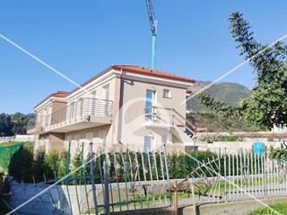 Trilocale in Vendita a Loano, 295'000€, 70 m²