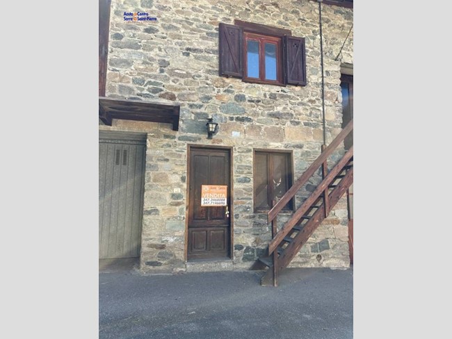 Rustico in Vendita a Fènis, 29'000&euro;, 31 m²