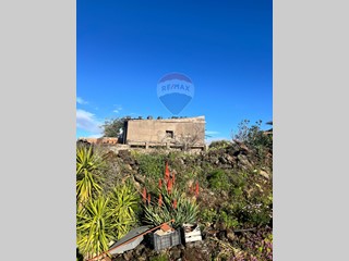 Terreno agricolo in Vendita a Ragalna, 35'000&euro;, 5500 m²