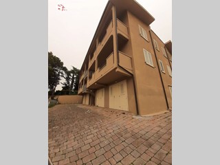 Bilocale in Vendita a Rosignano Marittimo, 188'000€, 82 m²