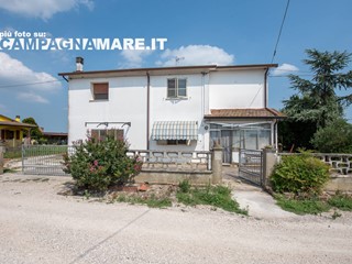 Casa Indipendente in Vendita a Codigoro, 98'000€, 210 m²