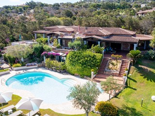Villa in Vendita a Olbia, 250 m²