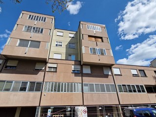 Appartamento in Vendita a Ferrara, 172'000€, 150 m²
