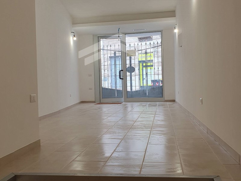 Immobile commerciale in Vendita a Campobasso, 85'000€, 35 m²