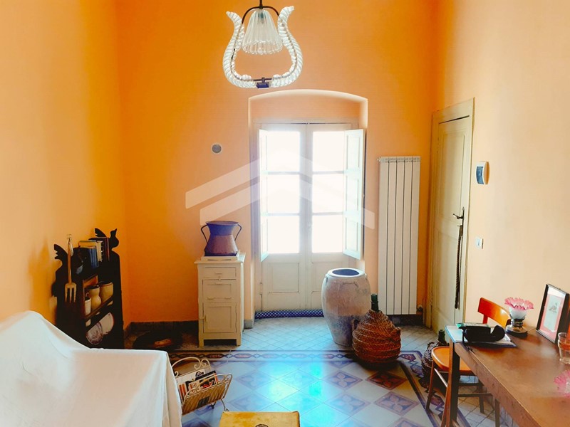 Quadrilocale in Vendita a Guardialfiera, 70'000€, 145 m²