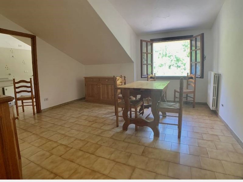 Appartamento in Vendita a Dolceacqua, 118'000€, 115 m²