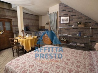 Monolocale in Affitto a Pontedera, 800€, 40 m²