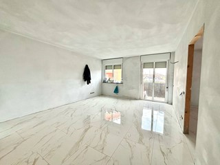 Appartamento in Vendita a Alessandria, 265'000€, 176 m²