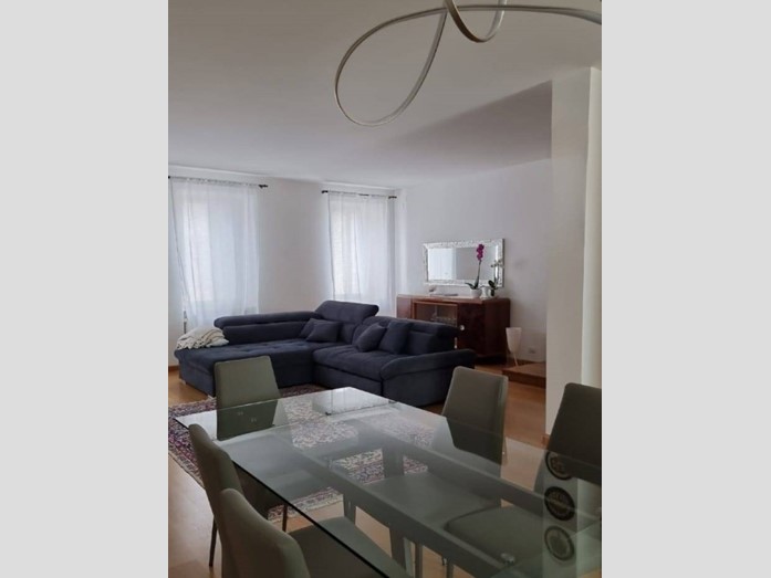 Appartamento in Vendita a Pontebba, 330 m²