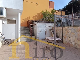 Casa Indipendente in Vendita a Pescara, 175'000&euro;, 130 m²