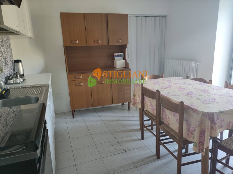 Casa Indipendente in Vendita a Gildone, 44'000€, 220 m²