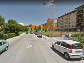 Immobile commerciale in Vendita a Campobasso, 124 m²