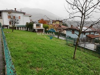 Terreno edificabile in Vendita a Vertova, 80'000€, 600 m²