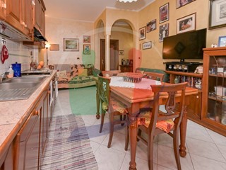 Trilocale in Vendita a Nichelino, 114'000€, 80 m²