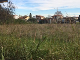 Terreno agricolo in Vendita a Cascina, 15'000€, 1220 m²
