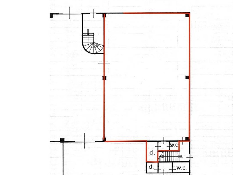 Attività commerciale in Affitto a Collesalvetti, 1'500€, 220 m²