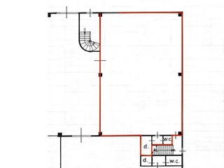 Attività commerciale in Affitto a Collesalvetti, 1'500€, 220 m²