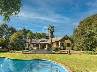 Villa in Vendita a Carimate, 1'900'000€, 1200 m²