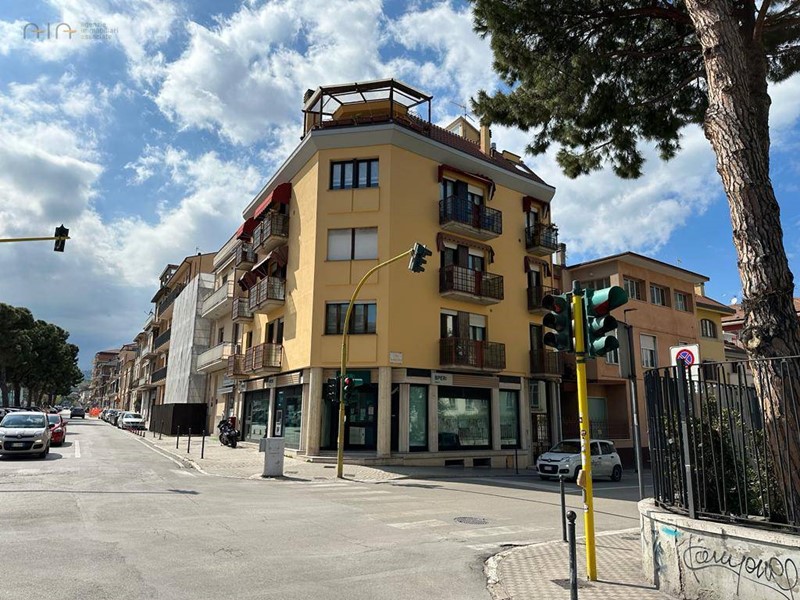 Appartamento in Vendita a San Benedetto del Tronto, 550'000€, 135 m²