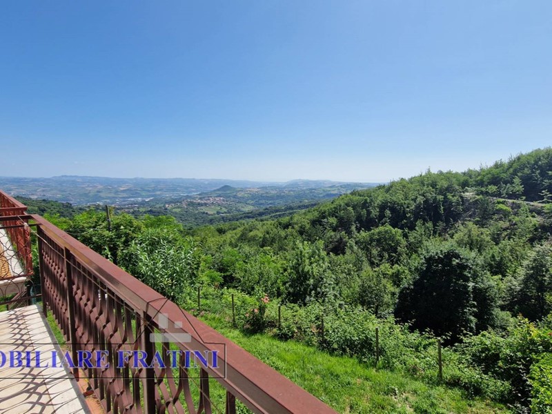 Casa Indipendente in Vendita a Civitella del Tronto, 89'000€, 195 m²