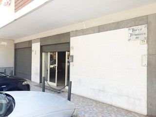 Attività commerciale in Vendita a Caserta, 110'000€, 70 m²