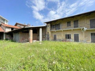 Rustico in Vendita a Beinette, 149'000€, 220 m²