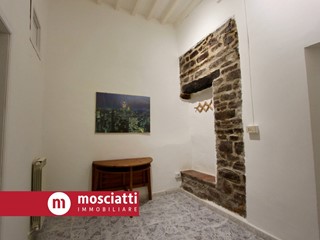 Quadrilocale in Vendita a Matelica, 49'500&euro;, 75 m²