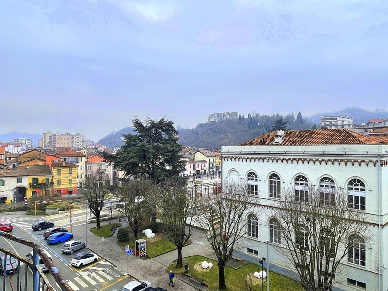 Quadrilocale in Vendita a Cairo Montenotte, 79'000€, 95 m²