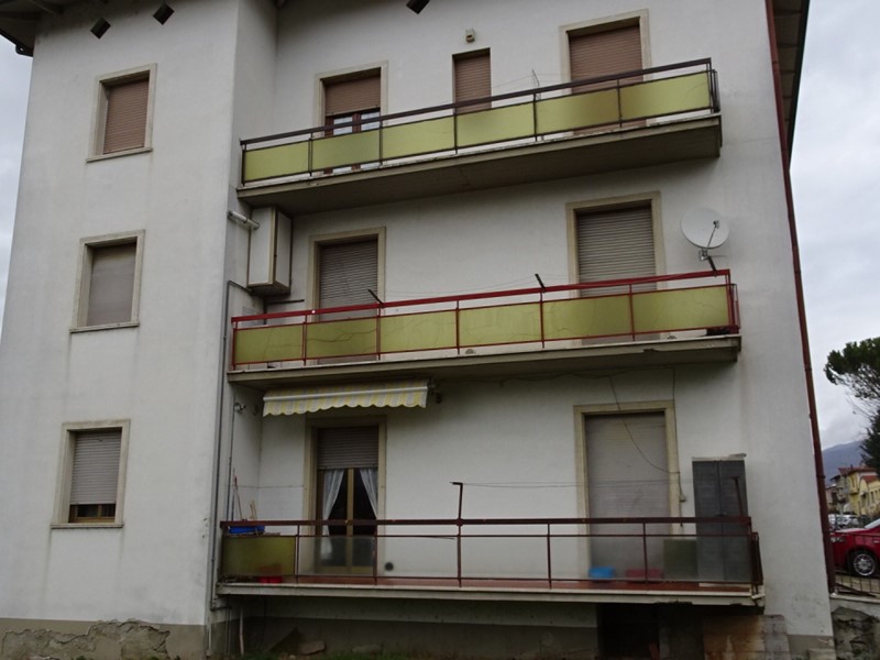 Quadrilocale in Vendita a Bibbiena, 100'000€, 95 m²