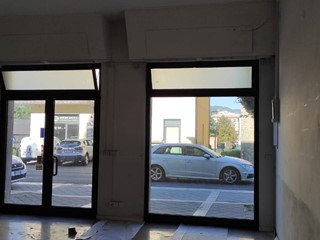 Immobile commerciale in Vendita a Bibbiena, 60'000€, 60 m²