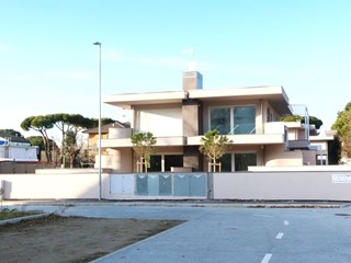 Casa Indipendente in Vendita a Cervia, 500'000€, 90 m²