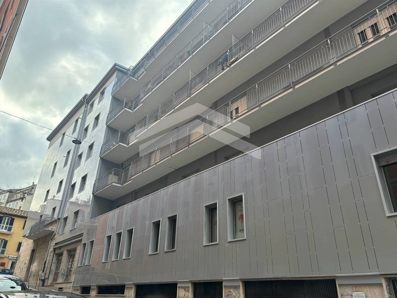 Bilocale in Vendita a Campobasso, 90'000€, 69 m²