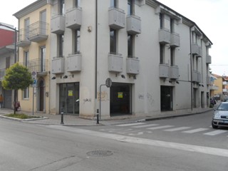 Immobile commerciale in Vendita a San Benedetto del Tronto, 120'000€, 114 m²