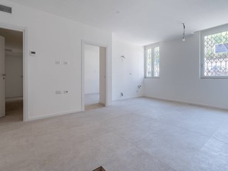 Trilocale in Vendita a Milano, 245'000€, 70 m²