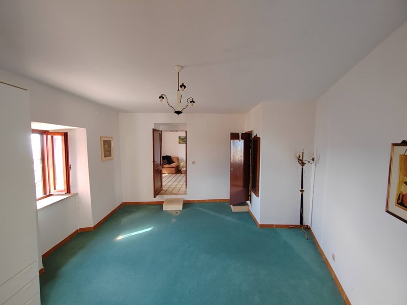 Trilocale in Vendita a Maenza, 21'500&euro;, 40 m²