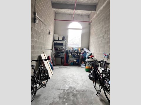 Box in Vendita a Genova, 52'000€, 21 m²